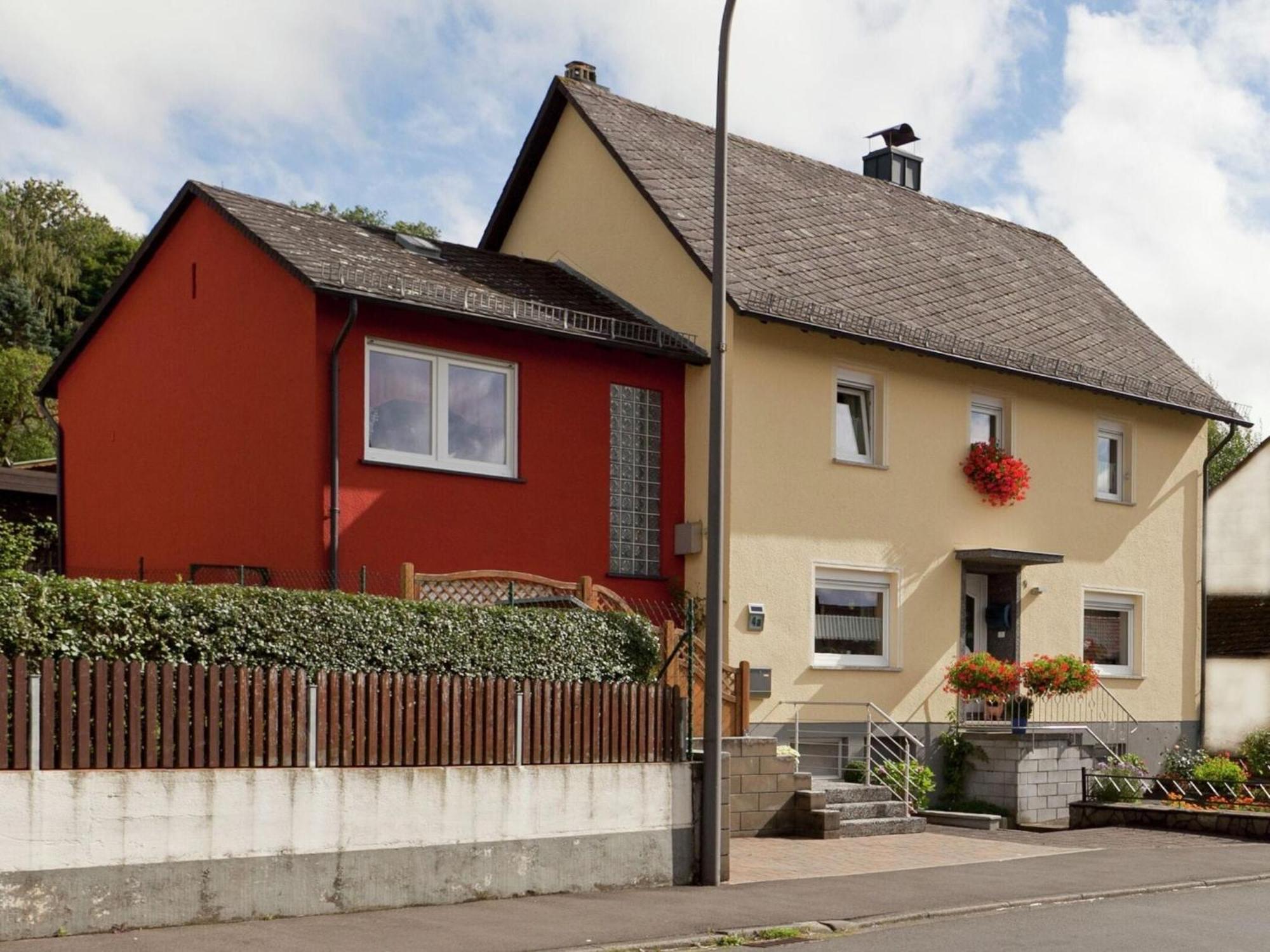 Apartment Near The Nurburgring With Terrace ヒレスハイム エクステリア 写真
